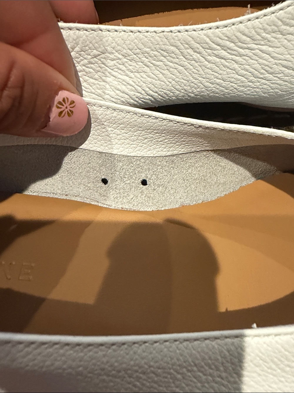 Everlane White Pebbled Leather Slip-On Flats - Picture 8 of 9